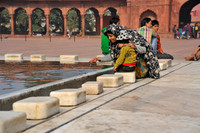 Family by the fountain