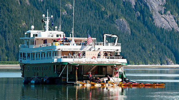 Adventure ship for outdoor activities