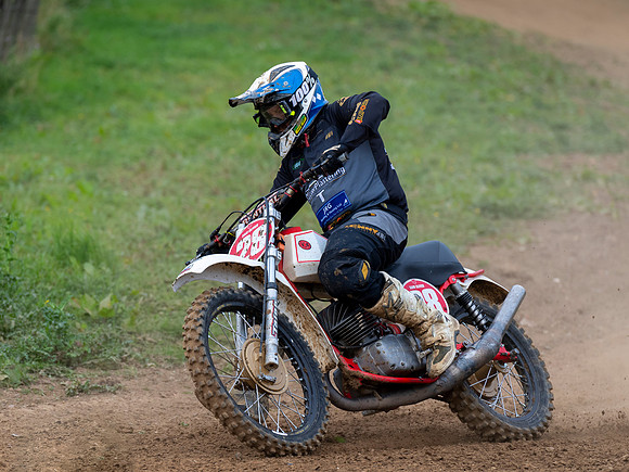 Sam Oliver on his CZ 389