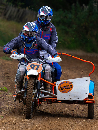 Ed and Chris Turner  on their Wasp Yam 840