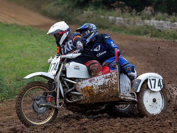 Alan Wear and Ian Hannam on their Wasp Yam 880