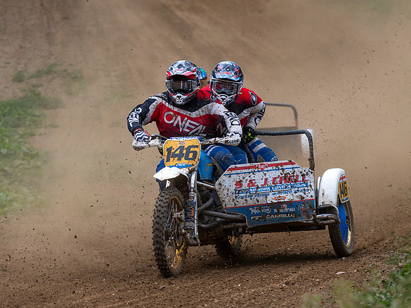 Simon and Joe Chell on their Wasp Norton 920