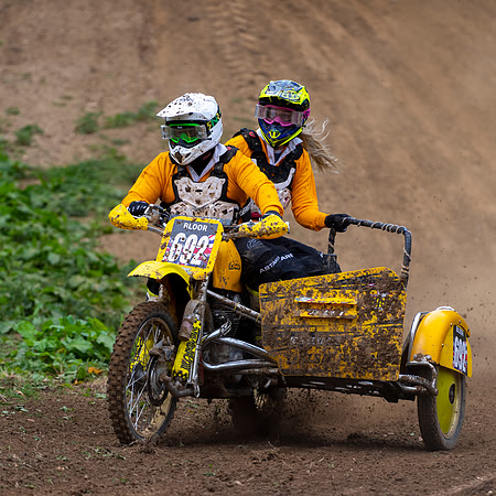 Daren Bloor and Charlote Bloor on their Wasp Yam 840