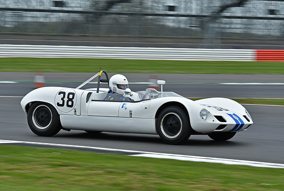 Hanno LichtschlagElva Mk 7s at HGPCA Practice day
