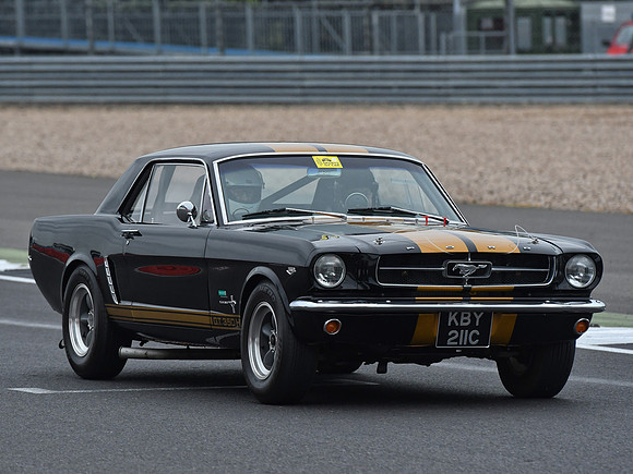 Ford Mustang at HGPCA Practice day Silverstone