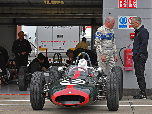 Wulf Goetze by the Cooper T53 and Hanno Lichtschlag