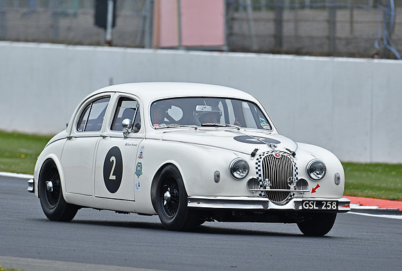 Glenn Pearson in the Jaguar Mk 1