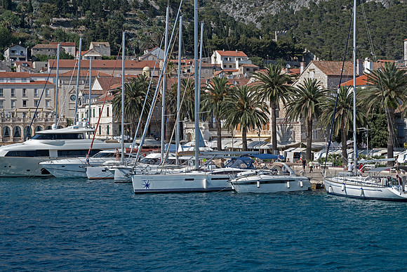 The harbour at Havar