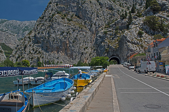 The inner harbour area in Omis