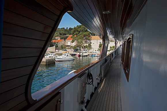 Zaton harbour view from MS Medula
