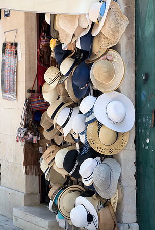 Shop in the old town, Omis