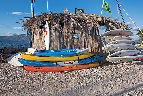A late afternoon and overnight stop in Lumbarda