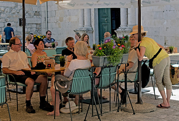 Cafe in the old town, Omis