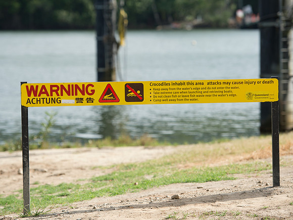 Crocodile warning notice