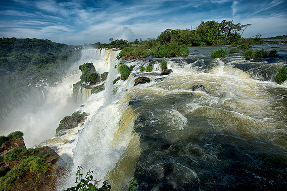 Looking across the top of Iguazu Falls from the Argentina side, Argentina .433