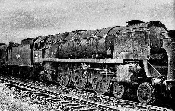 Locomotive 35018 British India LIne  Merchant Navy Class 4-6-2