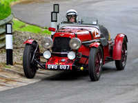Alan Beardshaw in the 1934 Aston Martin Ulster 1495cc car at La vie en bleu
