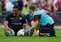 Mako Vunipola receives attention on pitch