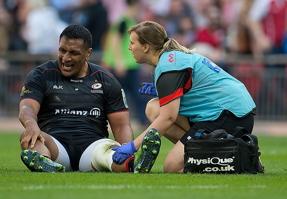 Mako Vunipola receives attention on pitch