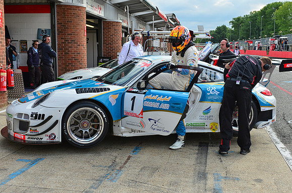 Porsche 997 GT3 R of Oman Air Motorbaseat Brands Hatch