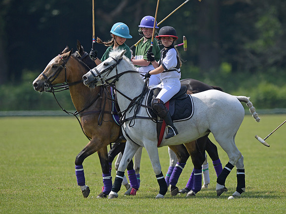 Pony Club.1405