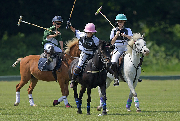 Pony Club.1239