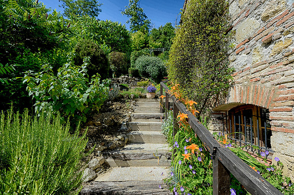 The garden of a 13th house