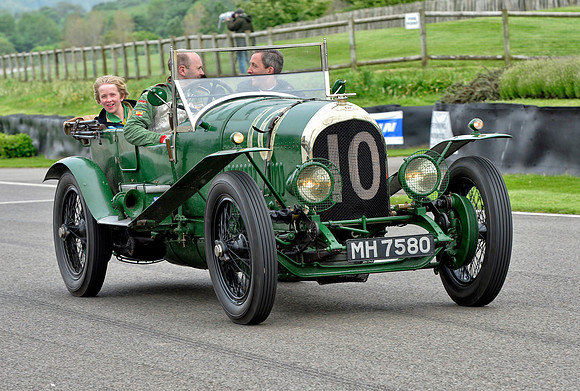 William Medical drives the 1925 Bentley 3.4 1/2L