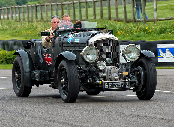 Ron Warmington drives the 1925 Bentley Blower at Benjafield's Sprint
