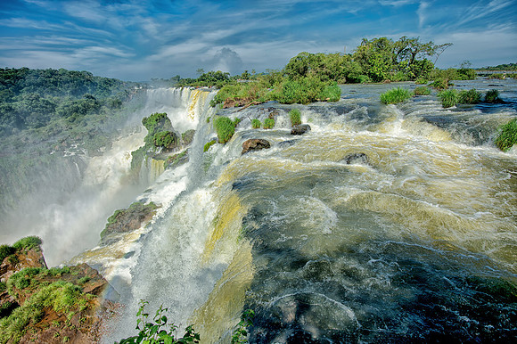 Iguazu.Falls