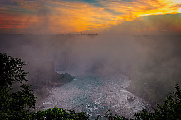 Iguazu.Falls.120