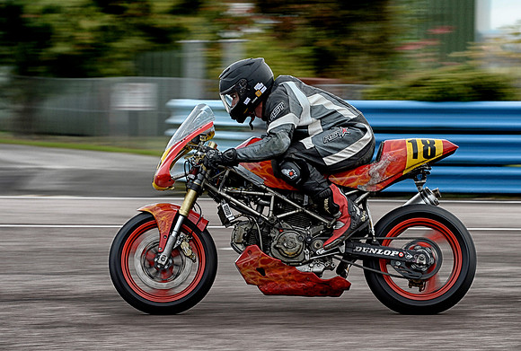 Edward Giles, Suzuki SV 650, NG Road Racing Thruxton