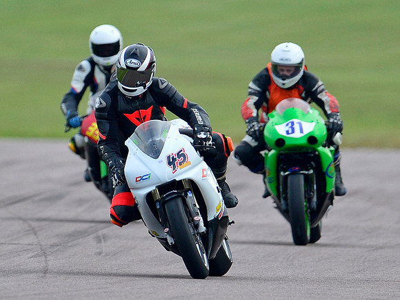Mike Hobbs, Yamaha R1, NG Road Racing Thruxton