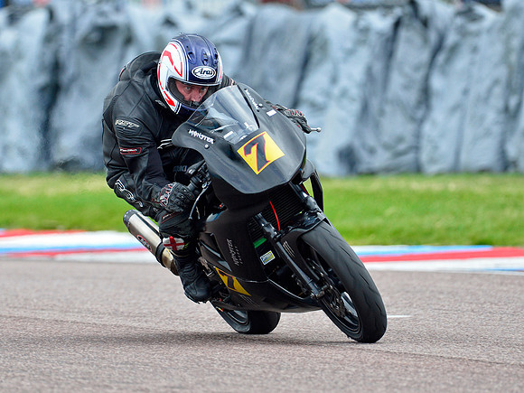 Jake Dettloff, Suzuki SV 650, NG Road Racing Thruxton