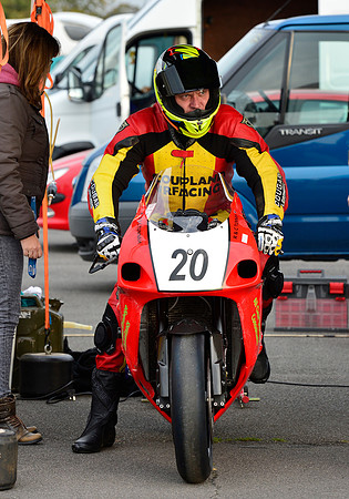 Andy Chalice,Suzuki GSXR 750 SRAD NGRRC Thruxton
